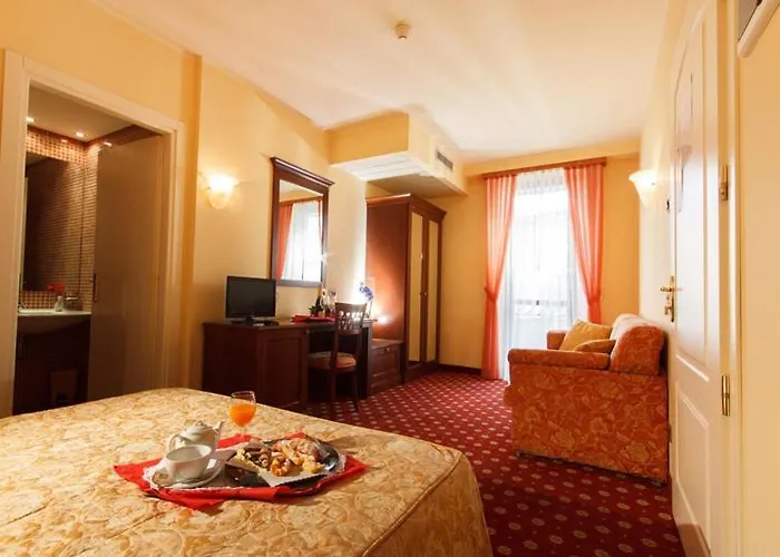 Mistrello Di Savoia ホテル 3*