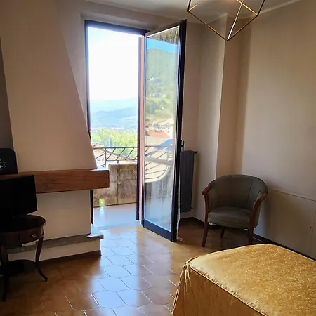 מלון Mistrello Di Savoia 3*