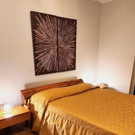 Mistrello Di Savoia מלון 3*