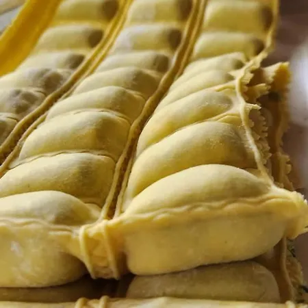 Mistrello Di Savoia 3*