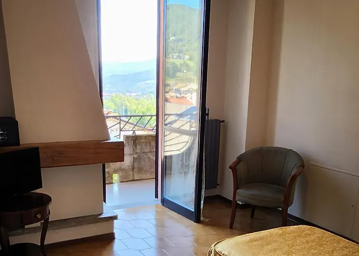 Szálloda Mistrello Di Savoia 3*